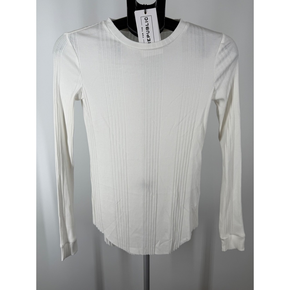 For The Republic Womens Ribbed Long Sleeve Crew Neck Curved Hem Top Cream XS NEW